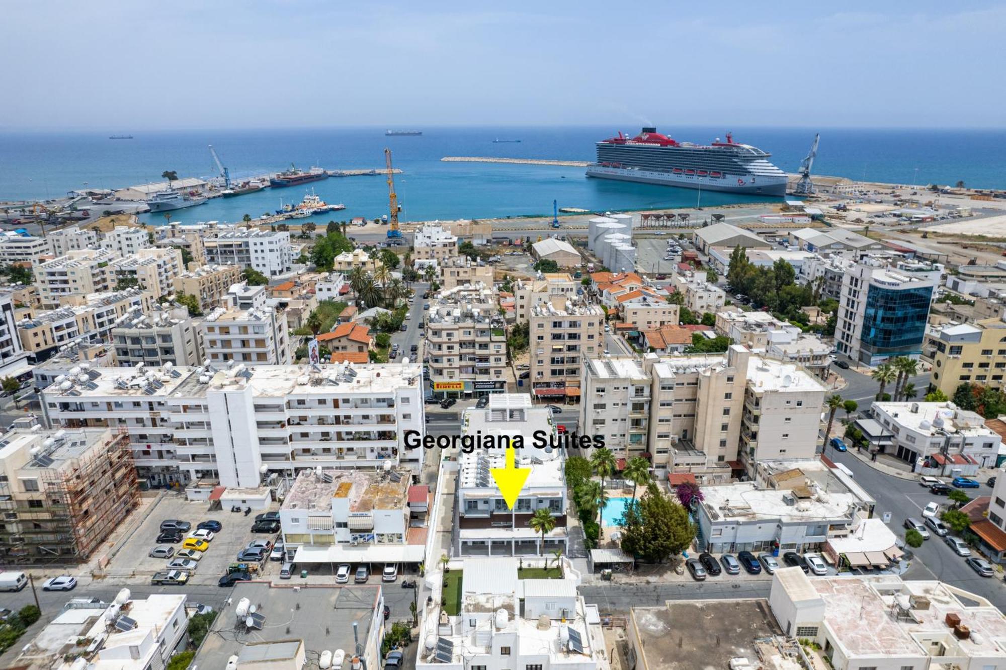 Georgiana Suites Larnaca Bagian luar foto