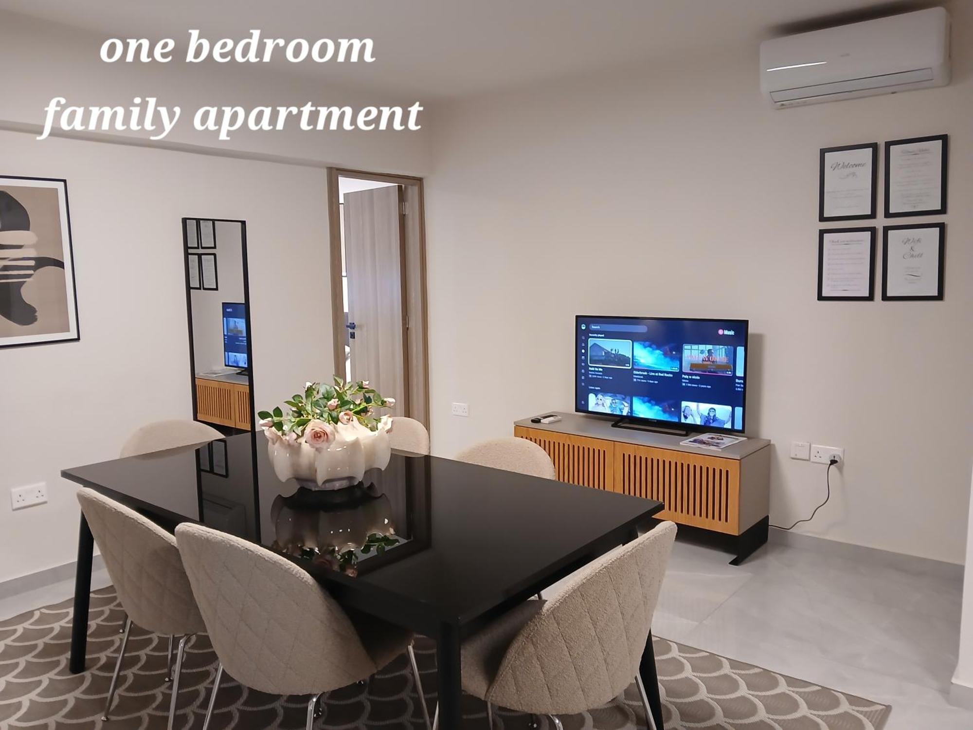 Georgiana Suites Larnaca Bagian luar foto
