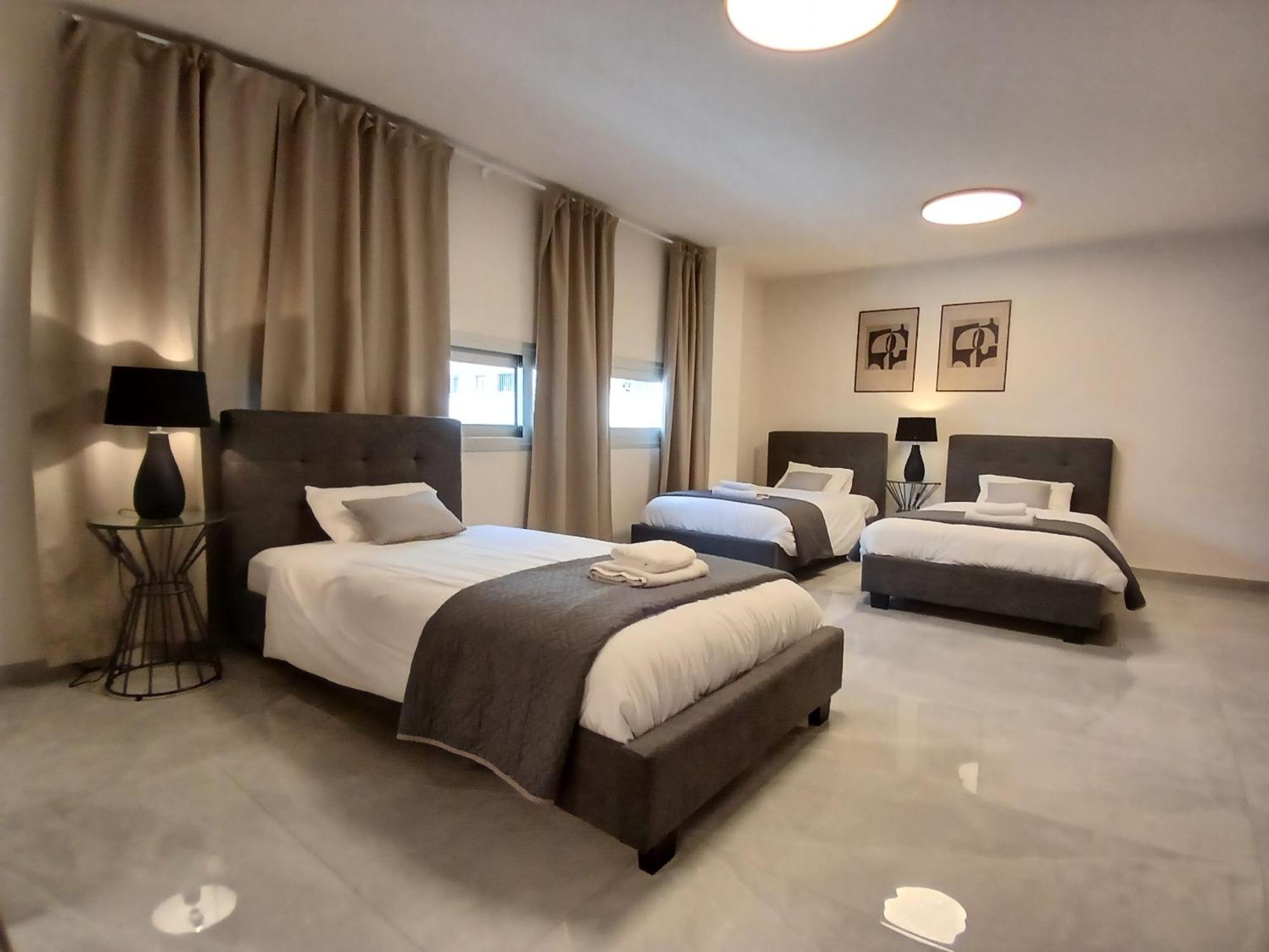 Georgiana Suites Larnaca Ruang foto