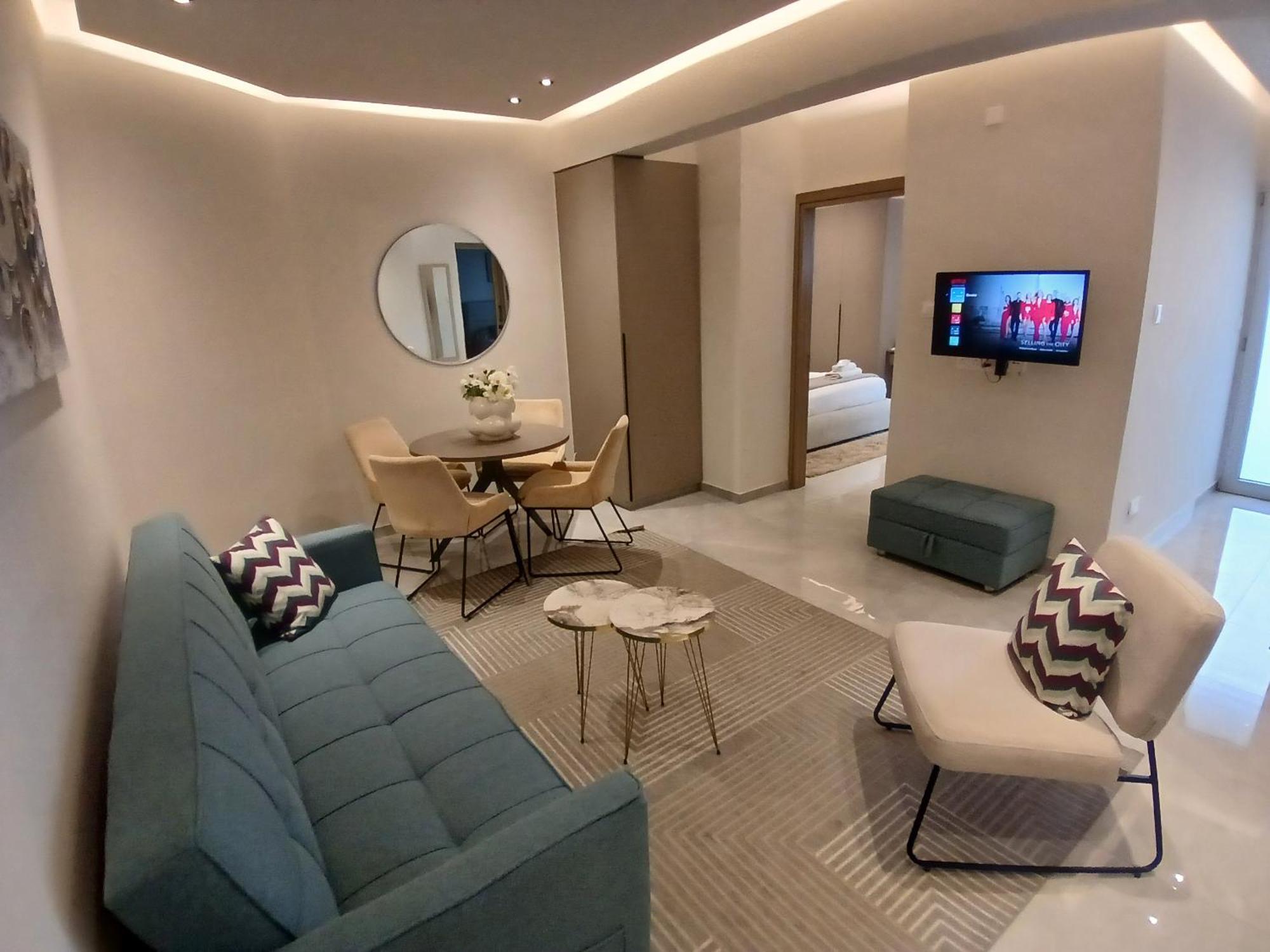 Georgiana Suites Larnaca Ruang foto
