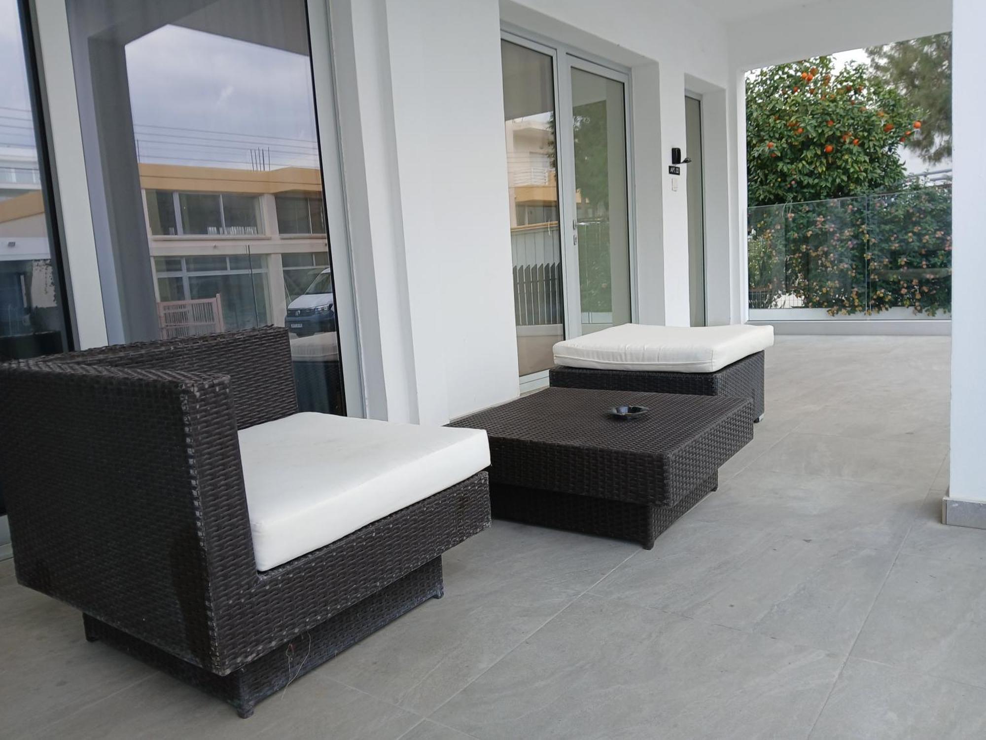 Georgiana Suites Larnaca Ruang foto