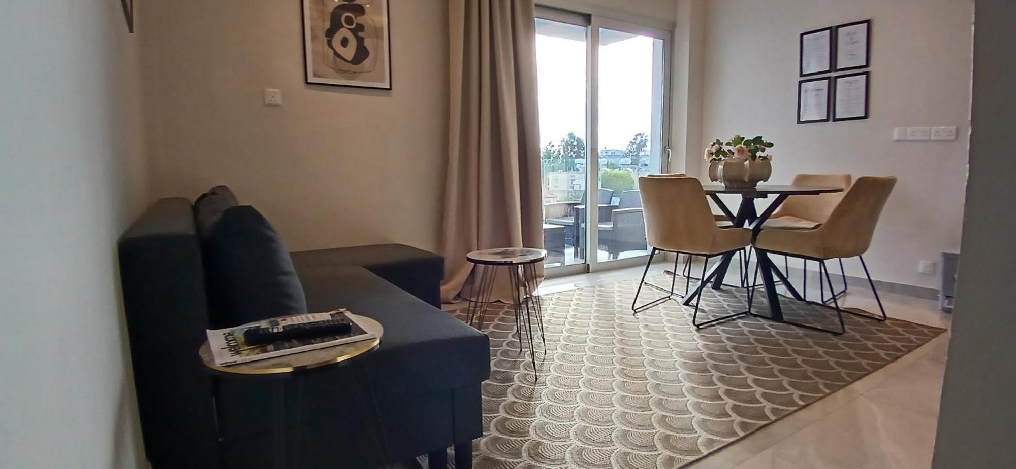 Georgiana Suites Larnaca Bagian luar foto